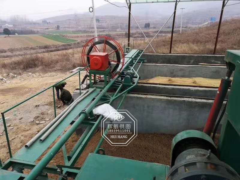 顆粒粉劑有機肥生產(chǎn)線安裝現(xiàn)場