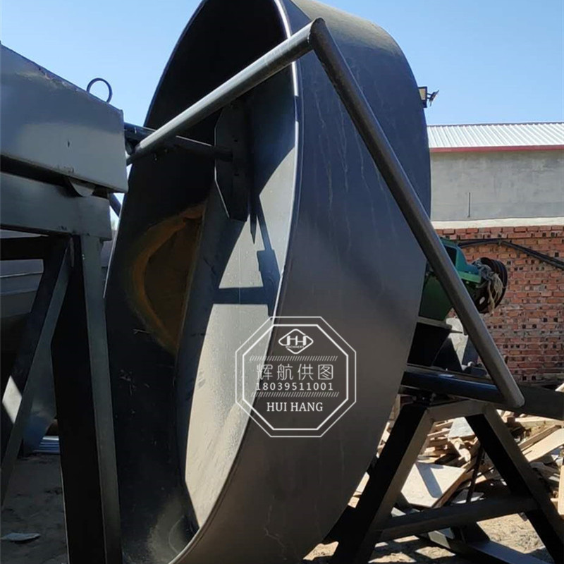 赤峰年產(chǎn)2萬噸有機肥生產(chǎn)線安裝現(xiàn)場