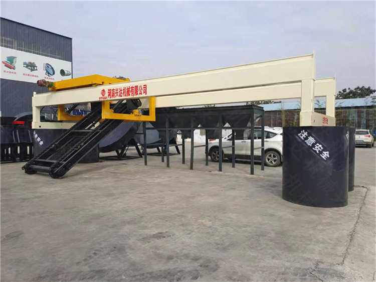 大跨度污泥處理鏈板翻拋機 有機肥腐熟除臭翻耙設備