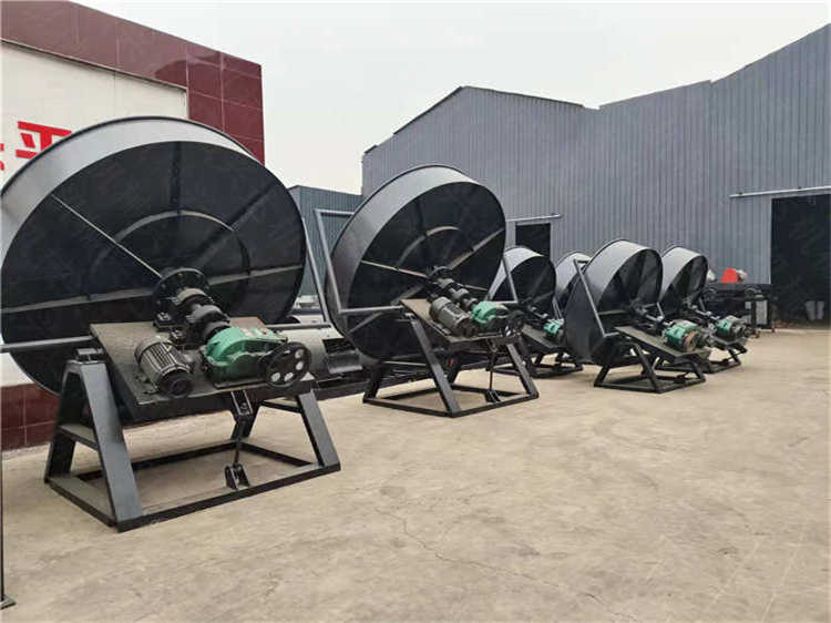 畜禽糞便有機肥圓盤造粒機 牛羊糞發(fā)酵制肥機 生產線有機肥設備