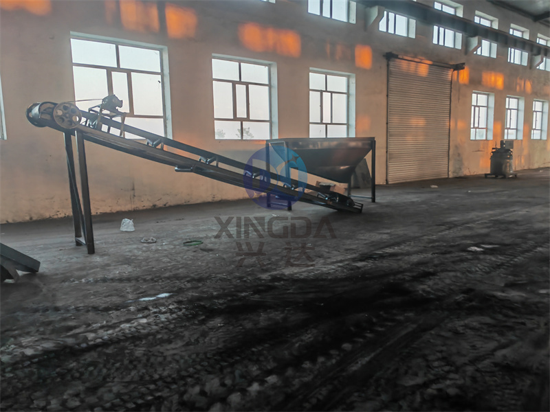 �����ж��ƙC�L���ЙC���O(sh��)��Ƥ��ݔ�͙C�ă�(y��u)�c