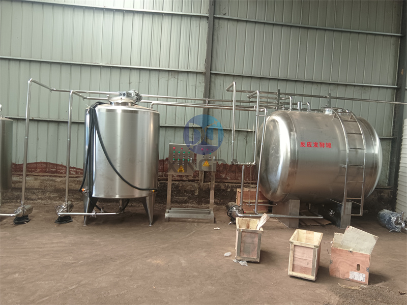 液體肥生產(chǎn)線設(shè)備安裝現(xiàn)場