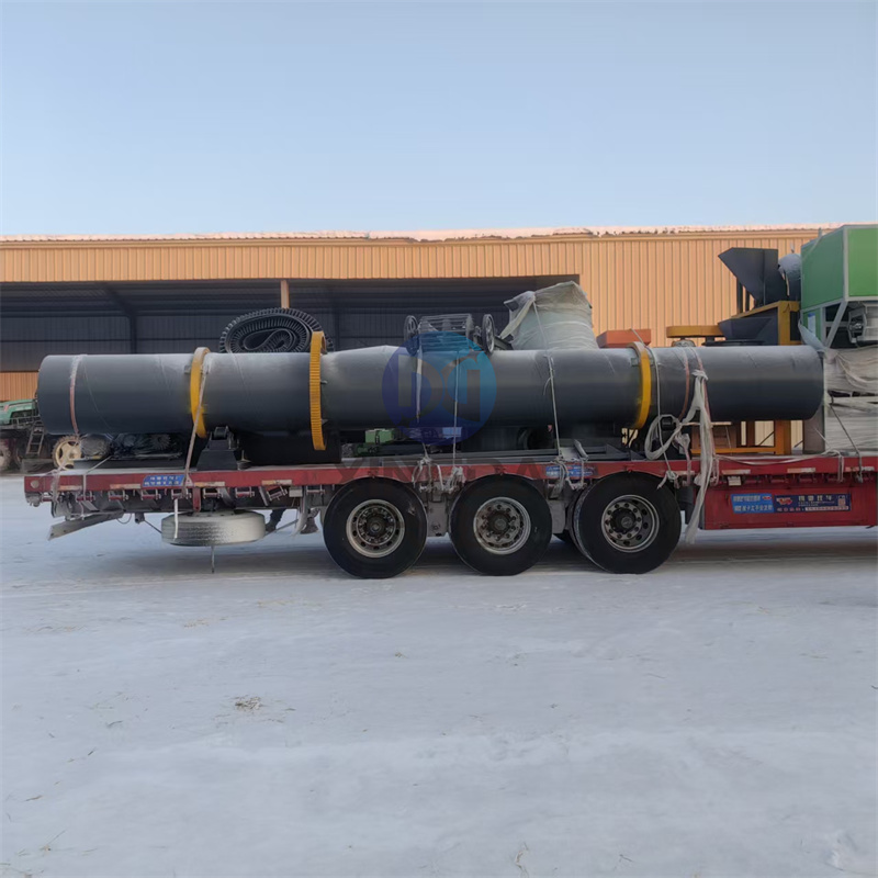 雞糞有機(jī)肥生產(chǎn)線發(fā)貨現(xiàn)場