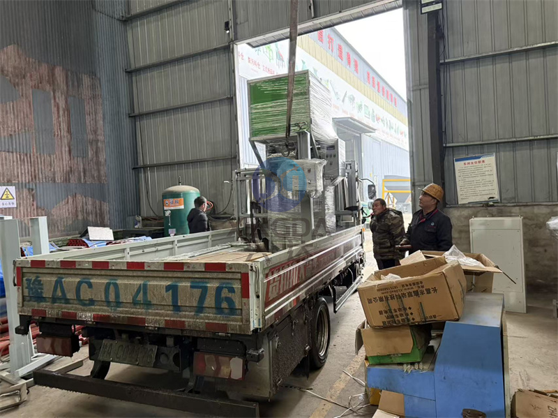 �ЙC���ԄӰ��b�O��l(f��)؛�F(xi��n)