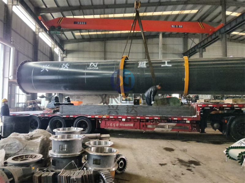 牛糞有機(jī)肥生產(chǎn)線發(fā)貨現(xiàn)場